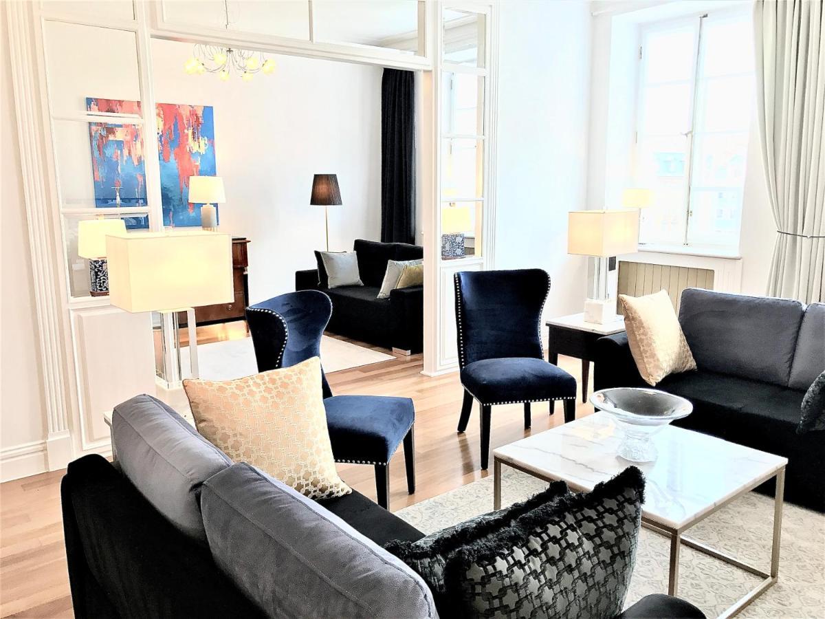 Luxury Suites & Apartments Mondrian Market Square II Varsóvia Exterior foto